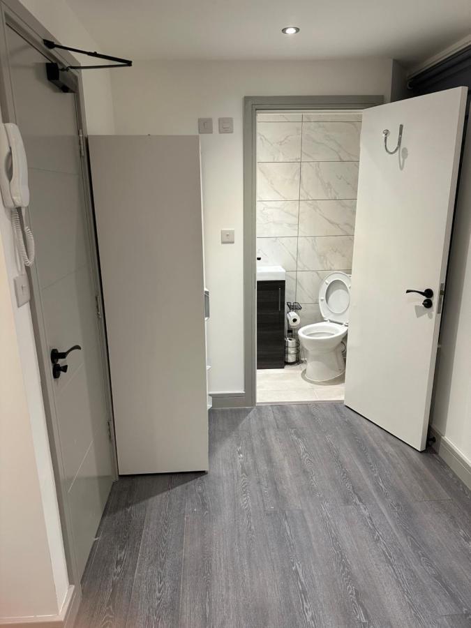 Comfy Guest House Λονδίνο Εξωτερικό φωτογραφία
